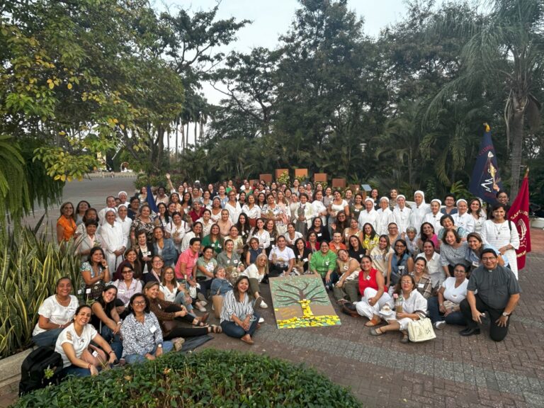 primeiro encontro nacional mulheres schoenstatt ecuador